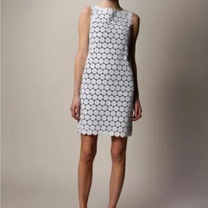 Jack Rogers crema and White Sleeveless Sheath Dress